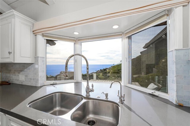 Building Photo - 22190 Paseo Del Sur