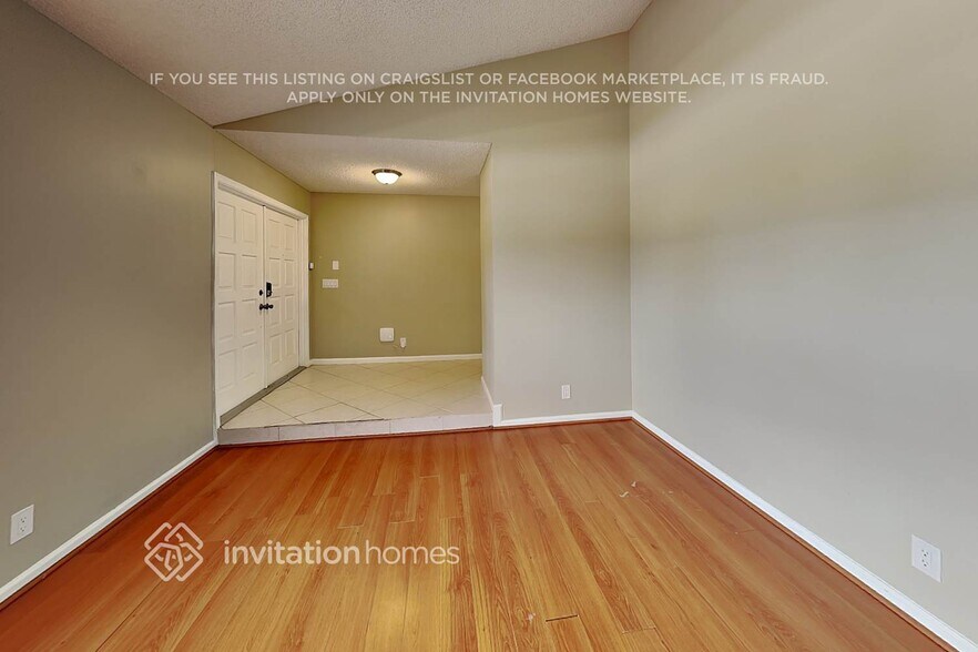Building Photo - 13643 Ishnala Cir