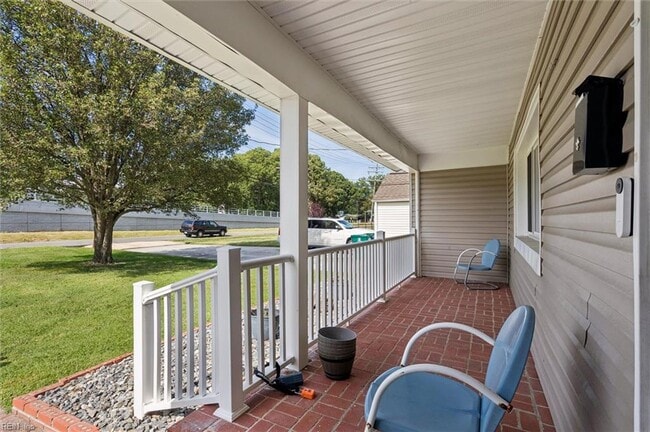Building Photo - 522 Denbigh Blvd