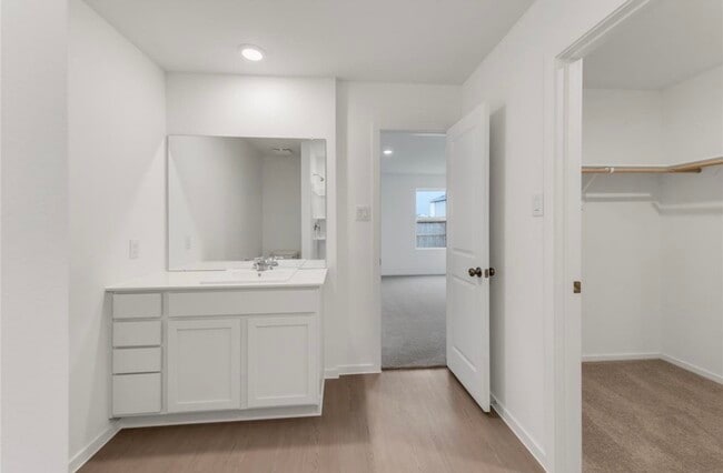 Building Photo - 10475 Cloud Nine Ct