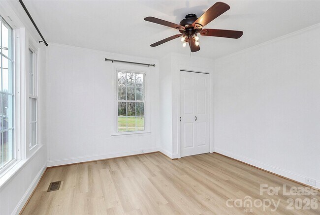 Building Photo - 170 Shuping Mill Rd
