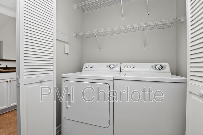 Building Photo - 18736 Nautical Dr
