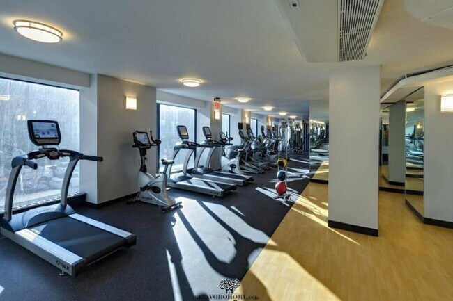 Building Photo - 2 bedroom in New York NY 10280