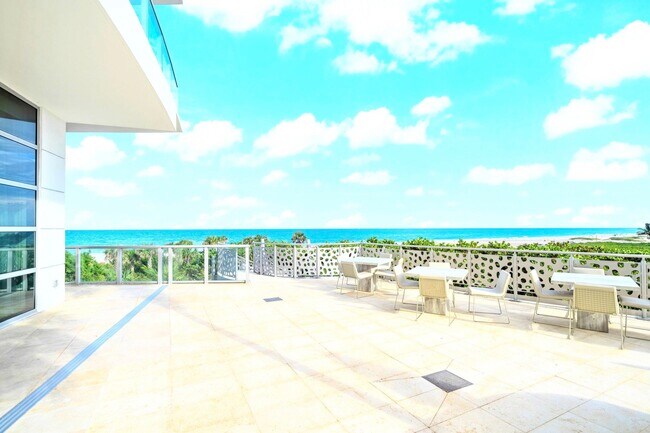 Building Photo - 3100 N Ocean Dr