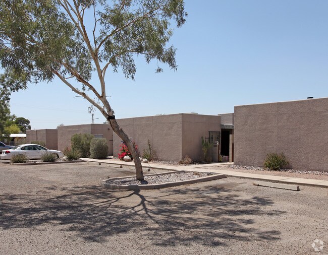 Building Photo - Linden Terrace
