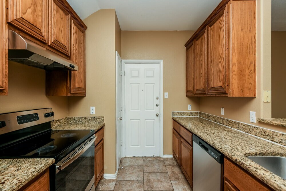 Building Photo - 1901 Belshire Ct