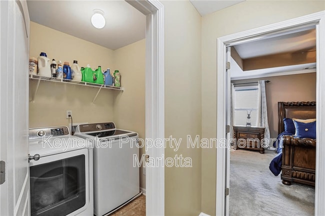 Building Photo - 611 Crosswinds Cir