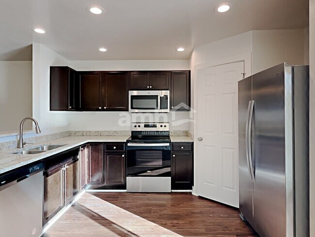 Building Photo - 11755 Altamont St