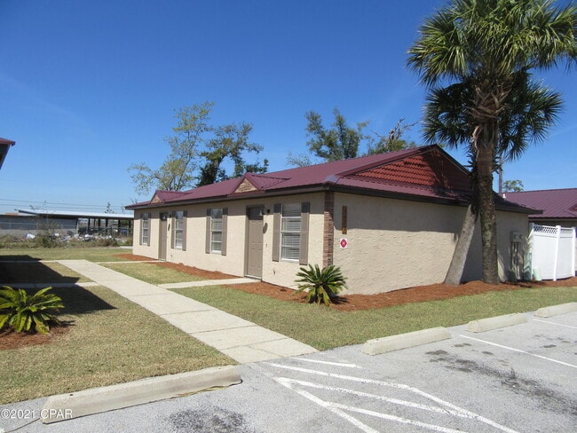Building Photo - 1418 New York Ave