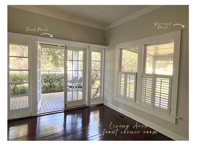 Building Photo - 208 Bartlett St