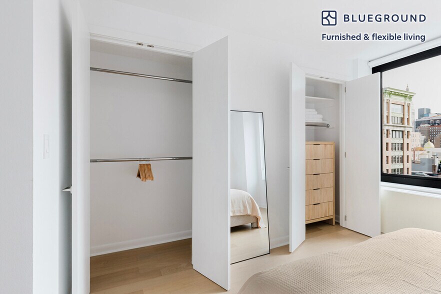 Building Photo - 180 W 20th St