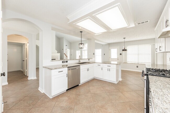 Building Photo - 23106 Beech Canyon Dr