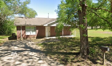 Building Photo - 949 Guam St