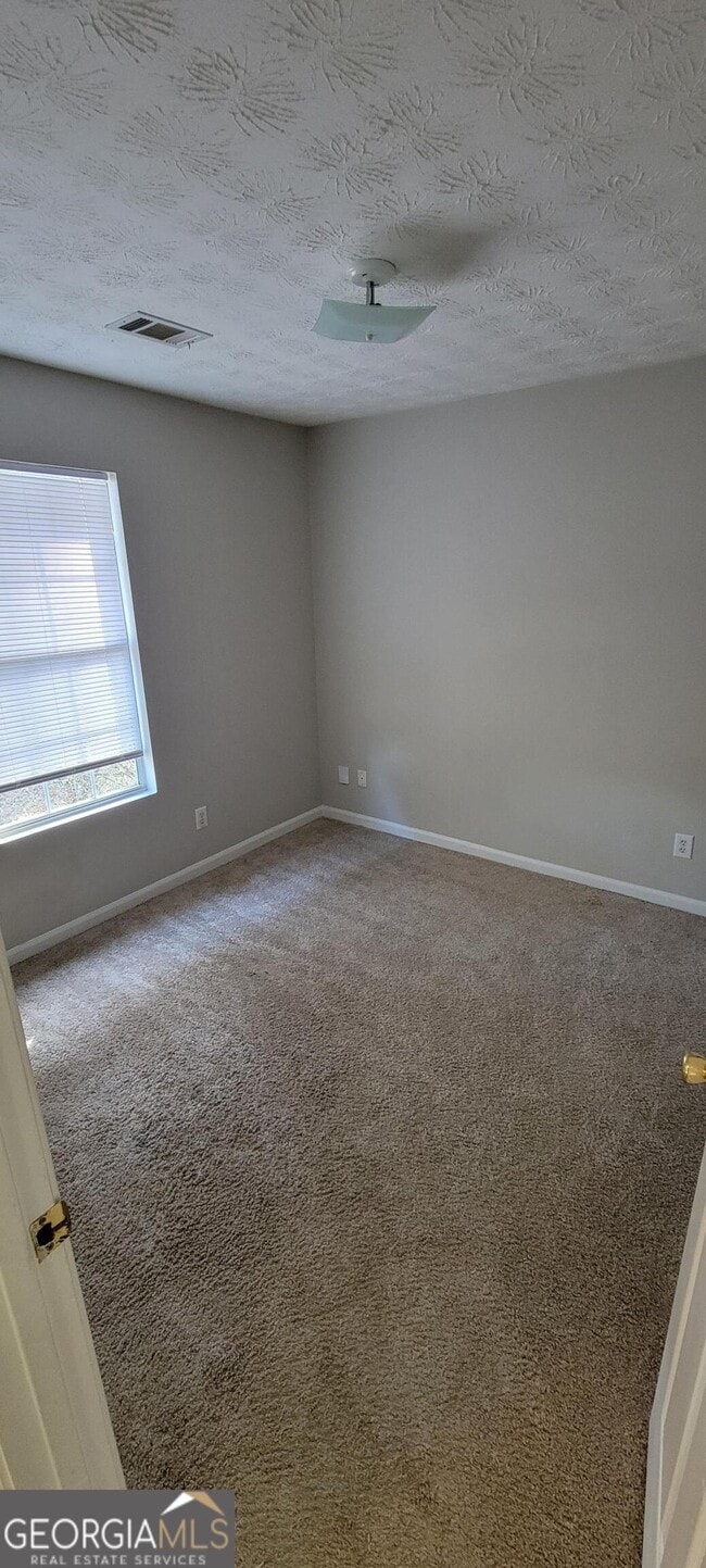 Building Photo - 6390 Alford Cir