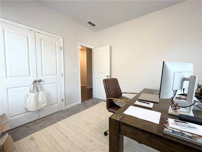 Building Photo - 2520 Great Silver Fir Aly