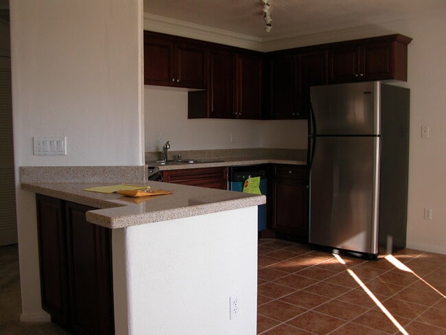 Building Photo - Recently Reduced-Vista Way Village One Bedroom Condo for Rent in Oceanside
