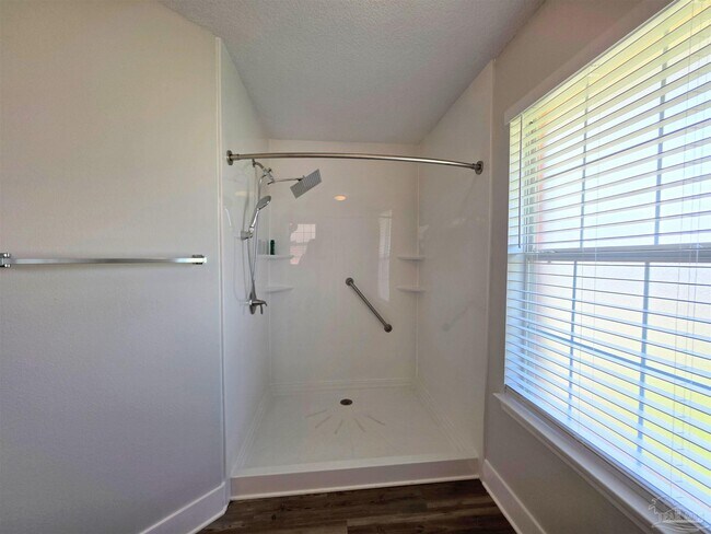 Building Photo - 5008 Orlando Ct
