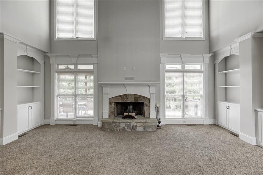 Building Photo - 4612 Grandview Pkwy