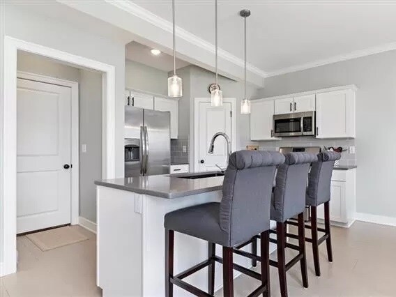 Kitchen - 7345 Griffey St
