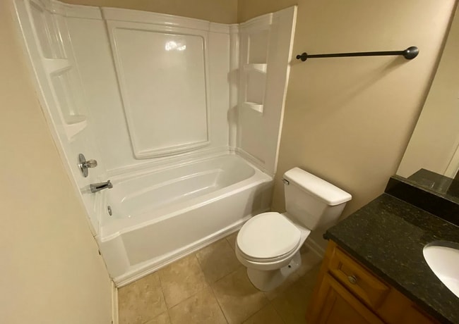 Building Photo - 4 BD/4.5 BA