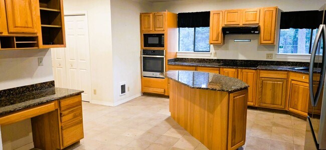 Building Photo - 4-Bed, 3-Bath Home on The Beautiful Avondale Golf Course in Hayden