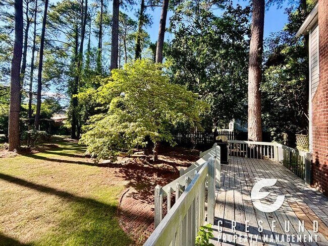 Building Photo - 4 Bed, 2.5 Bath - MINUTES FROM FORT LIBERT...