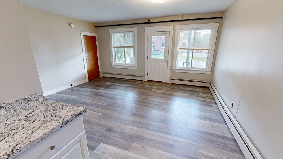 Interior Photo - 145 North St