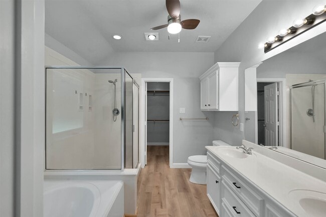 Building Photo - 84 Oak Grove Ln