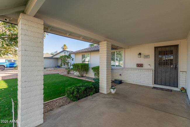 Building Photo - 2003 N Los Arboles Ct