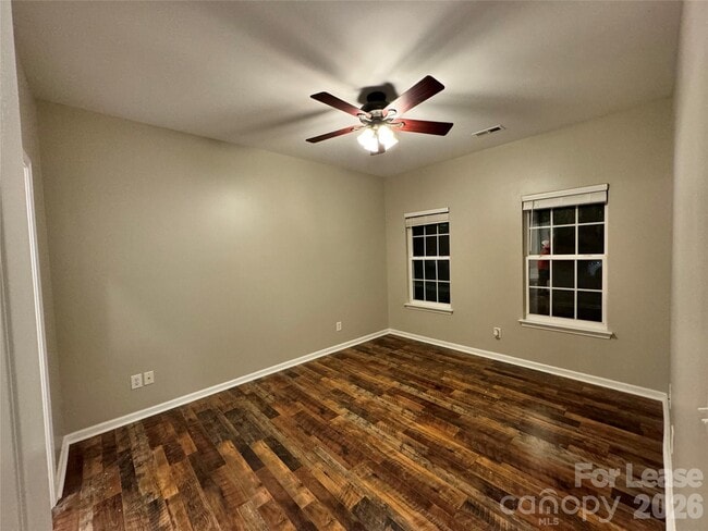 Building Photo - 8734 Arrowhead Pl Ln