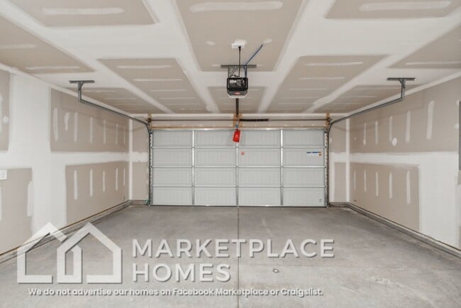 Building Photo - 4033 NE Billie Ln