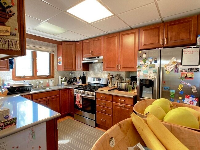 Building Photo - 124 Carlisle St