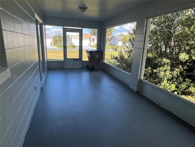 Building Photo - 270 Chadworth Dr