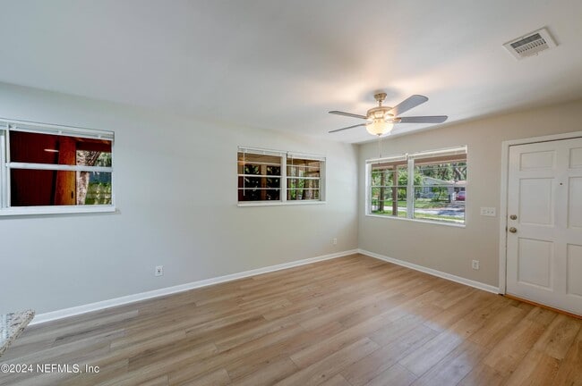 Building Photo - 1159 Green Cay Ave