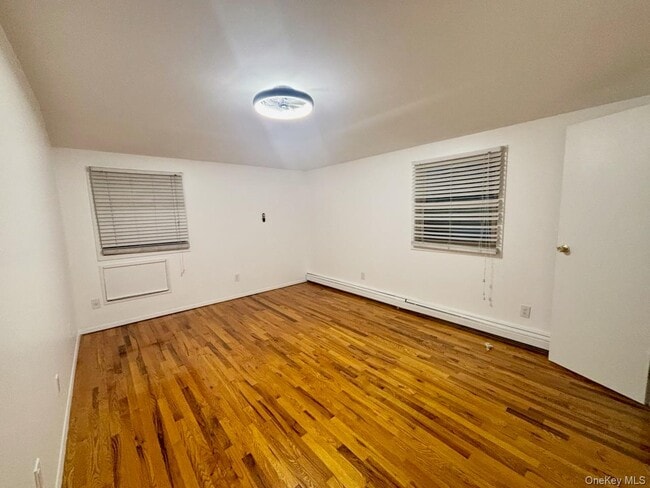 Building Photo - 139-10 254th St