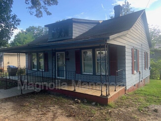 Primary Photo - 423 Corbitt Rd