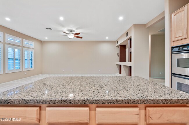 Building Photo - 9839 W El Caminito Dr
