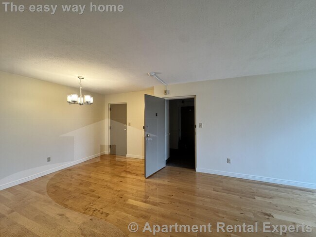 Building Photo - 21 Franklin St