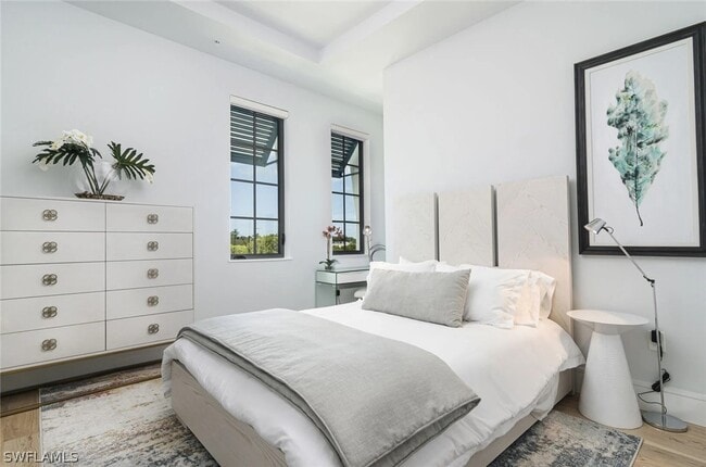 Building Photo - 101 8th St S