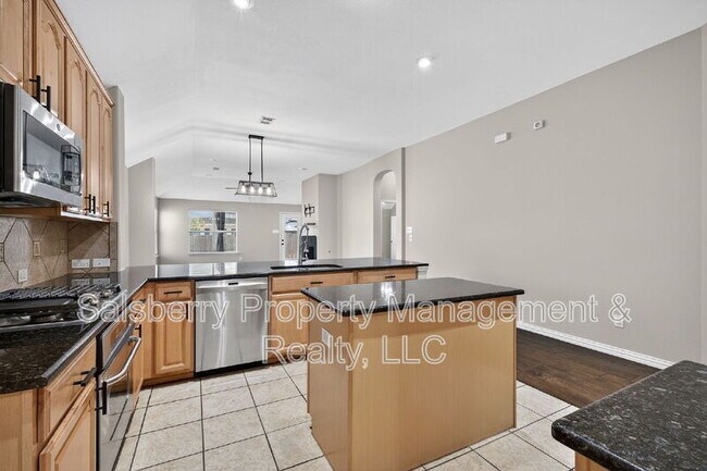 Building Photo - 4353 Mountain Crest Dr