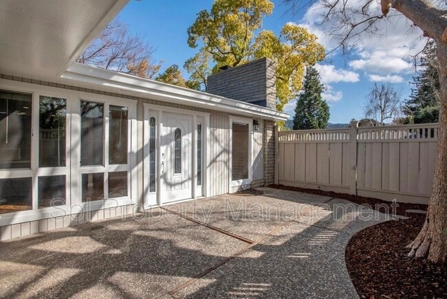 Building Photo - 116 Camellia Terrace