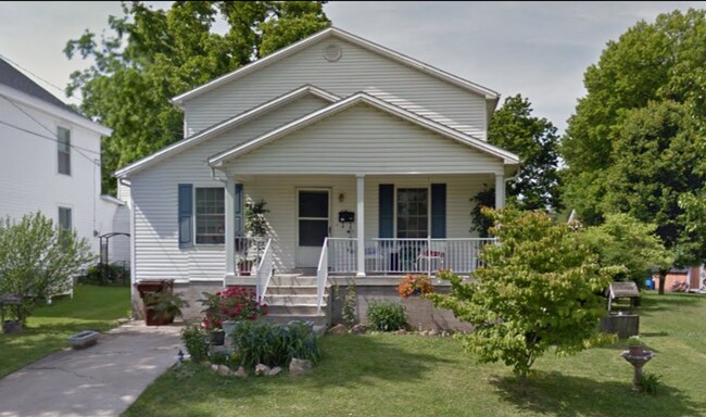 Primary Photo - 16 Central Ave