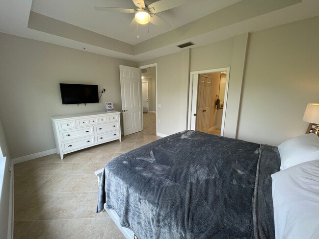 Building Photo - 1325 Sweetwater Cove