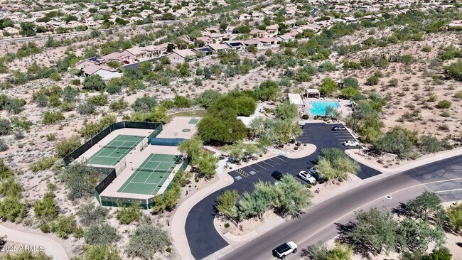 Building Photo - 10637 E Blanche Dr