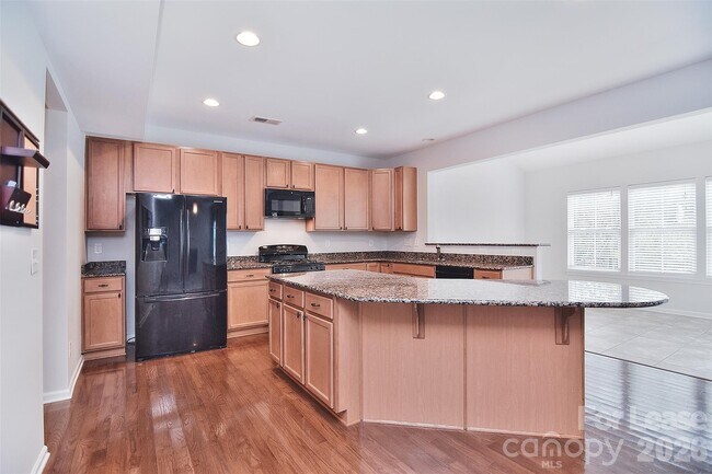 Building Photo - 5115 Chapel Chase Lane