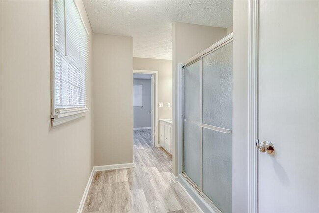 Building Photo - 2174 GA-323