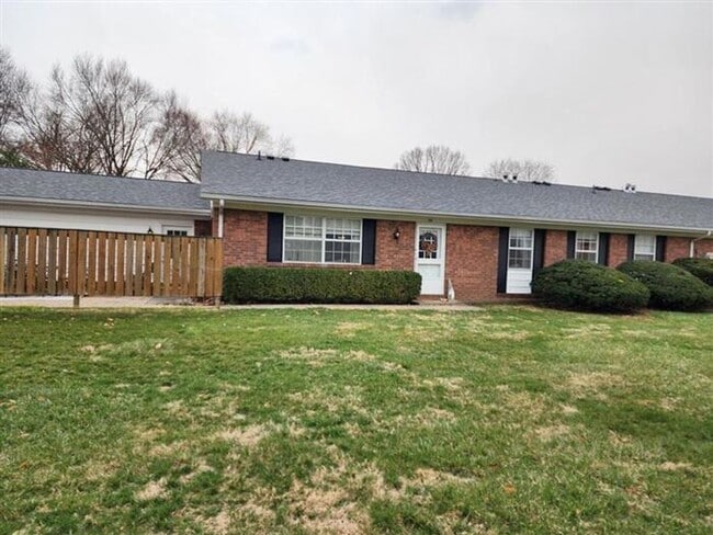 Building Photo - Spring Into Action - Don't Wait For Summer!! Apply Now, Get $1000 OFF Move-In Costs!!