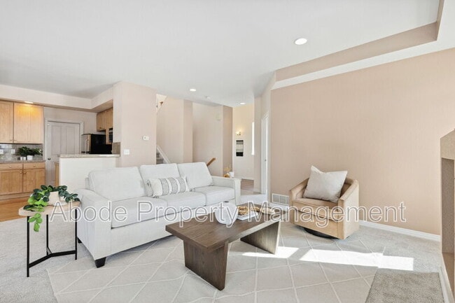 Building Photo - 2104 18th Ave