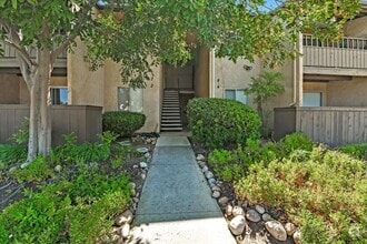 Building Photo - 9175 Campina Dr