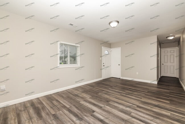 Building Photo - 1714 Dayoh Pl